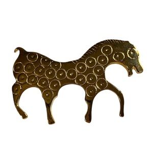 ROM Royal Ontario Museum Primitive Horse Pin Brooch Pin Gold Tone Signed